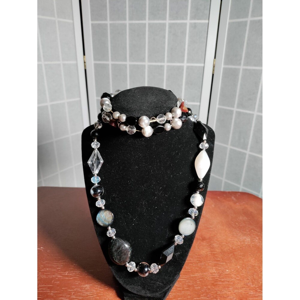 Black Clear Silver Acrylic Necklace w matching Bracelet, Gently Used